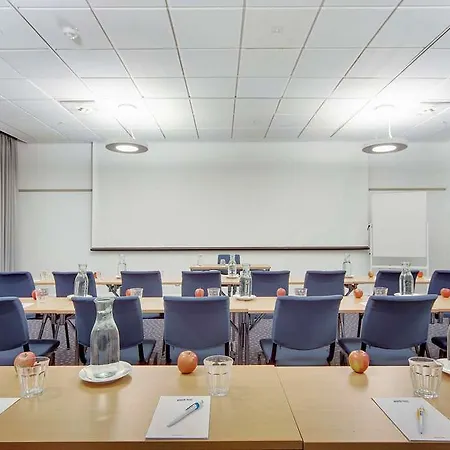 Park Inn by Radisson Copenhagen Airport 
